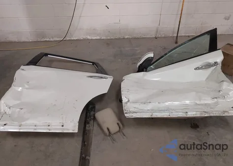 2019 Nissan Pathfinder Sv z USA, uszkodzony, nr VIN 5N1DR2MM5KC610988